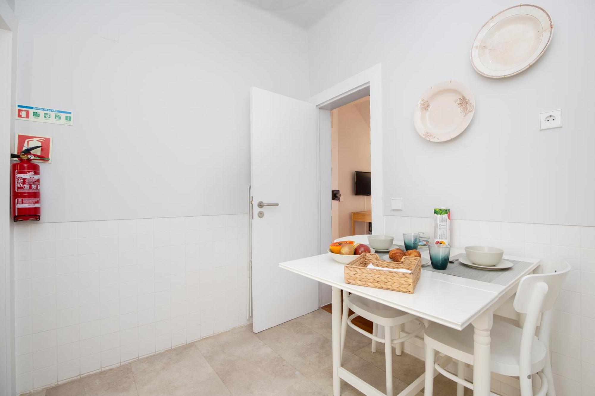 Live Like A Local @ Casa Da Esquina - Wifi & A/C Apartment Lisbon Exterior photo